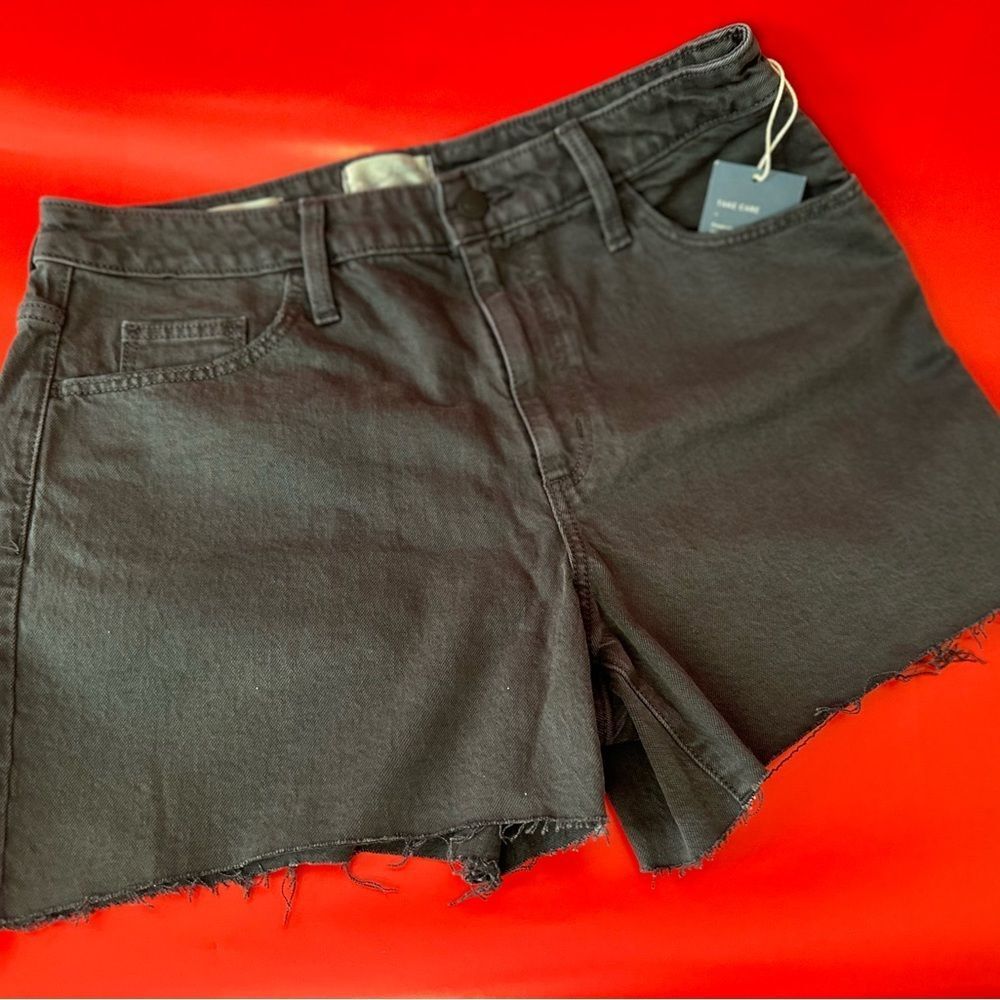 Universal Thread Shorts - Picture 2 of 4